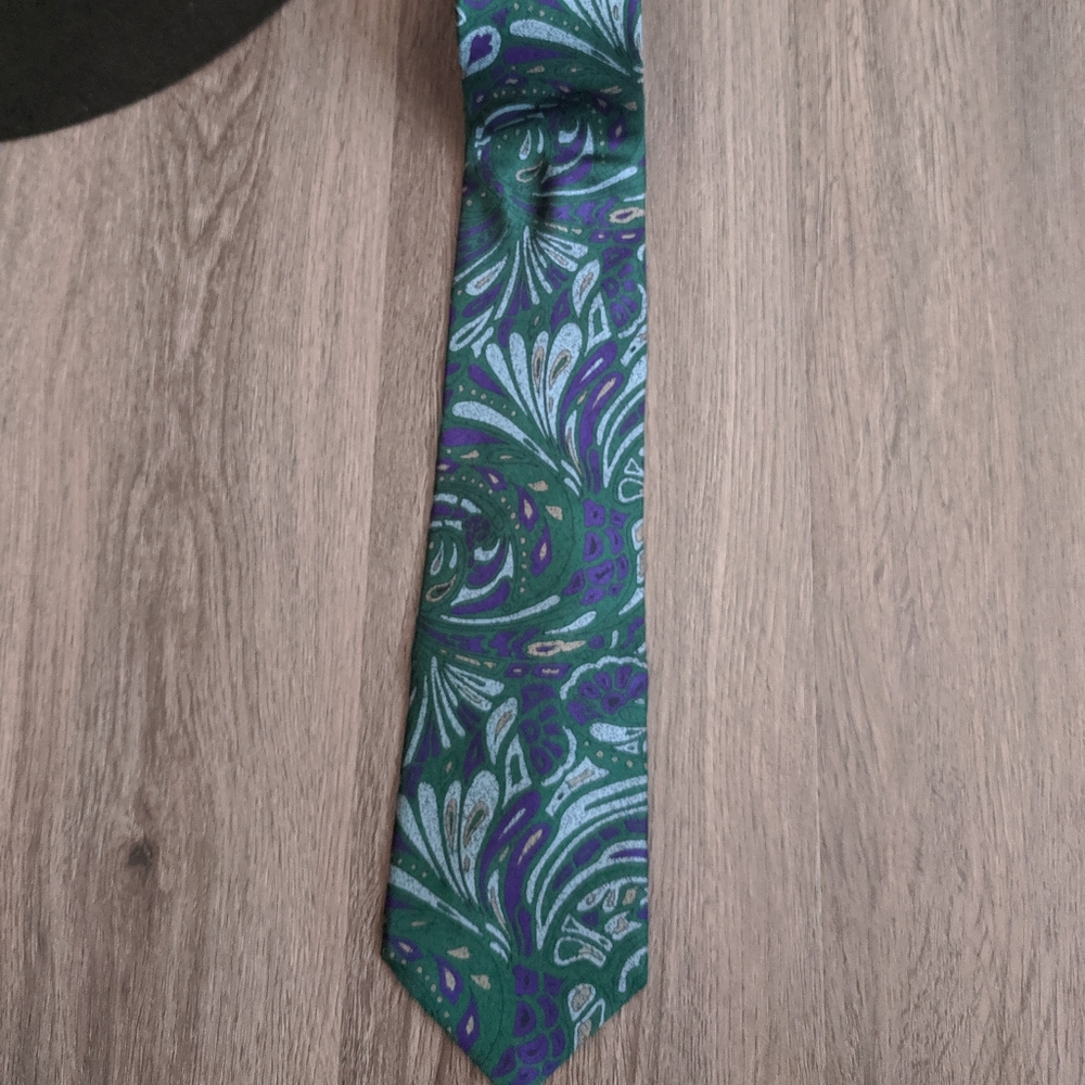 Givenchy Monsieur Silk Green Paisley Tie